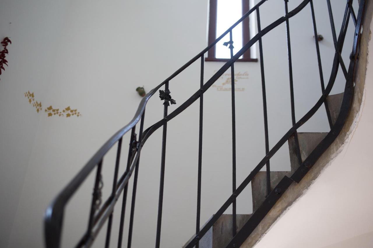 Kuria Apartman Budapest With Free Parking Экстерьер фото