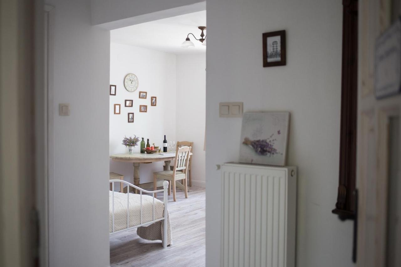Kuria Apartman Budapest With Free Parking Экстерьер фото