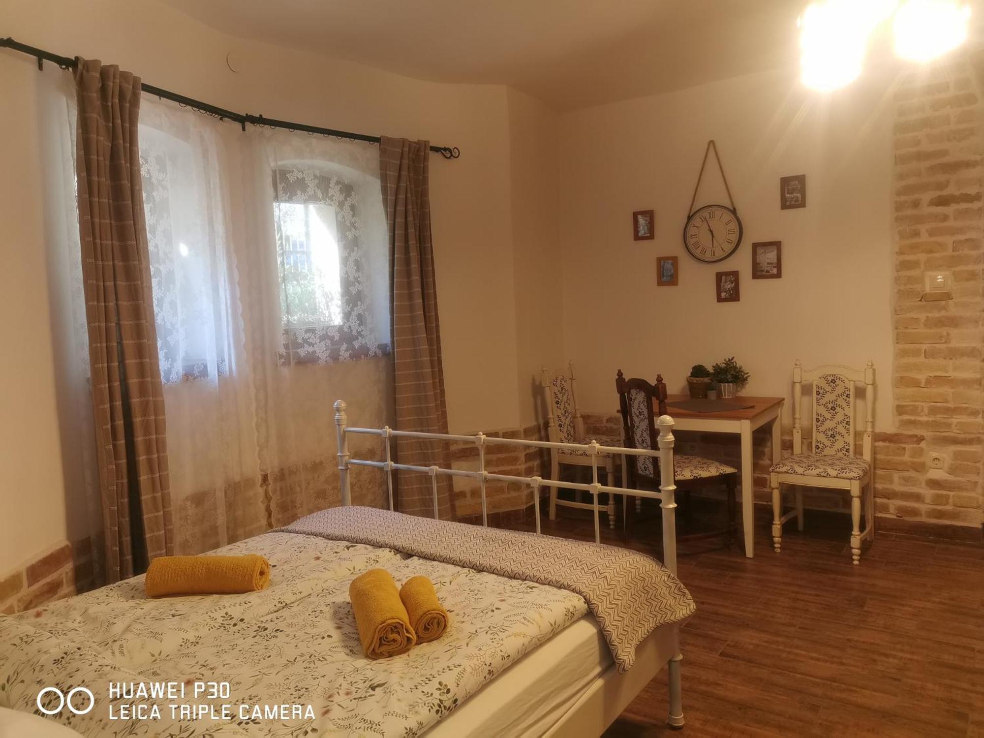 Kuria Apartman Budapest With Free Parking Экстерьер фото